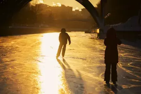 Ottawa Tourism Rideau Canal Skateway