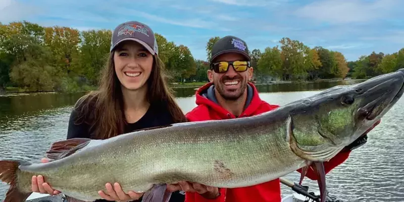 Brad Sinopoli fishing contest