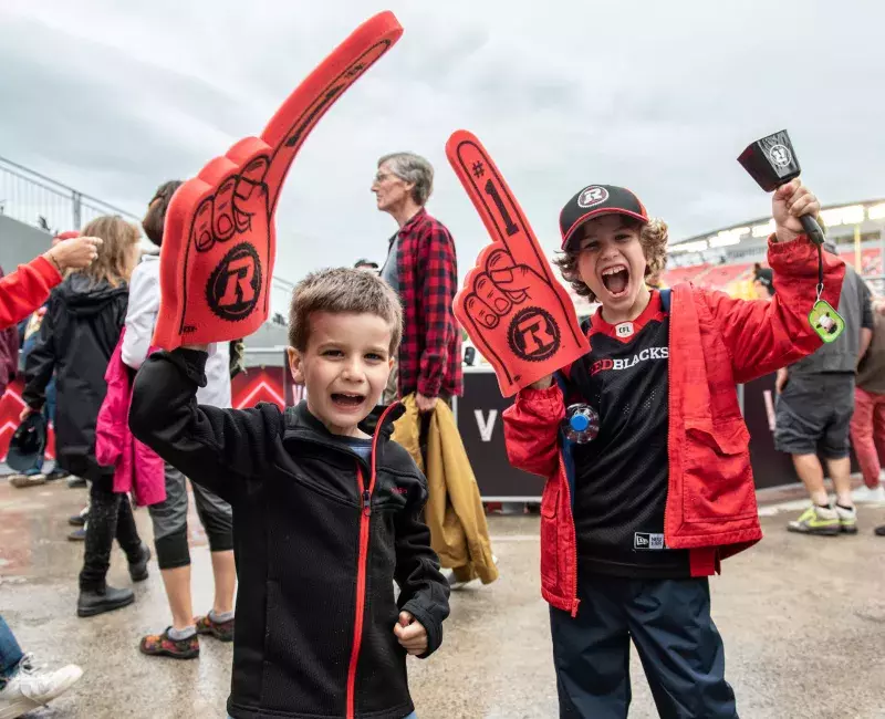 Winnipeg Blue Bombers vs Ottawa REDBLACKS