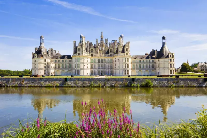 Chambord chateau panoramic from the canal