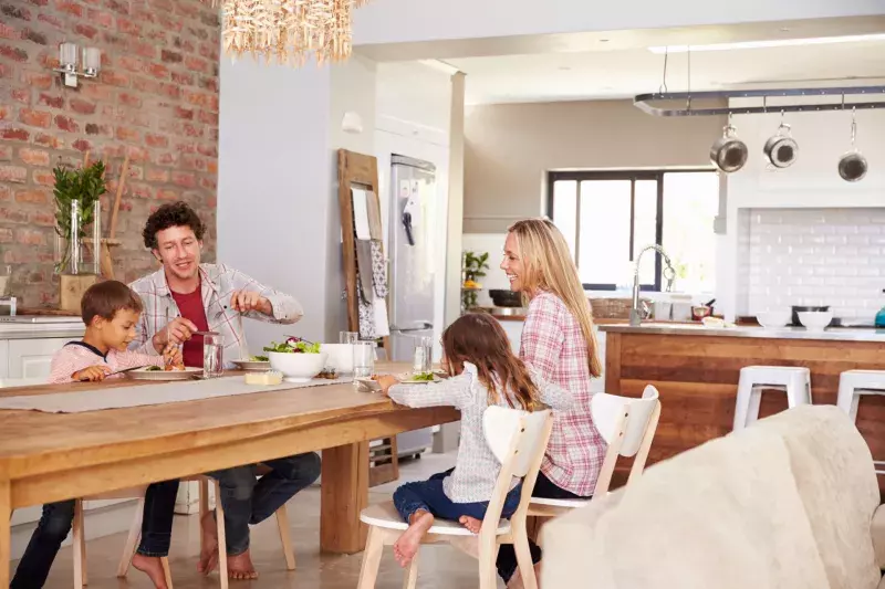 Family mealtime at home